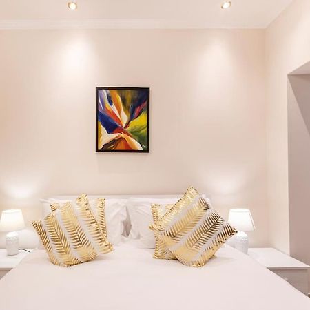 One Of A Kind, Seafront Property In St Georges Bay By 360 Estates Saint Julian's Luaran gambar