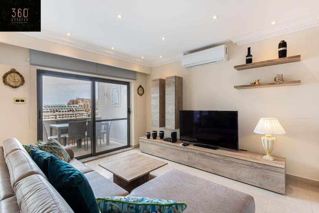 One Of A Kind, Seafront Property In St Georges Bay By 360 Estates Saint Julian's Luaran gambar