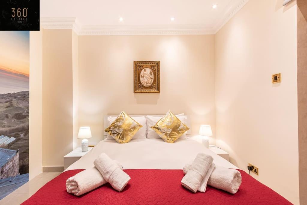 One Of A Kind, Seafront Property In St Georges Bay By 360 Estates Saint Julian's Luaran gambar